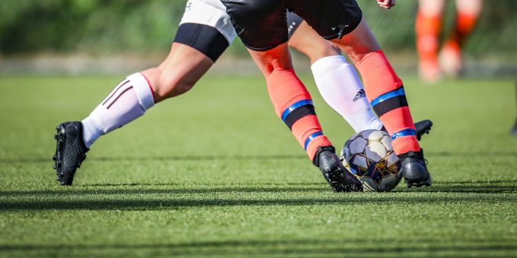How Hot Weather Changes Football Match Strategies