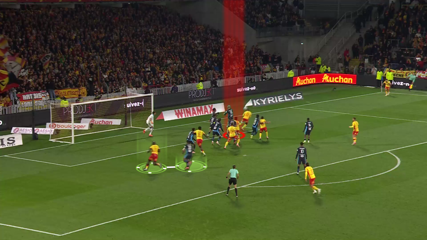 lens-tactics-in-attacking-corners-set-piece-analysis-tactics